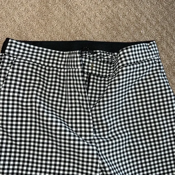 Zara black and white pants. - Picture 2 of 5